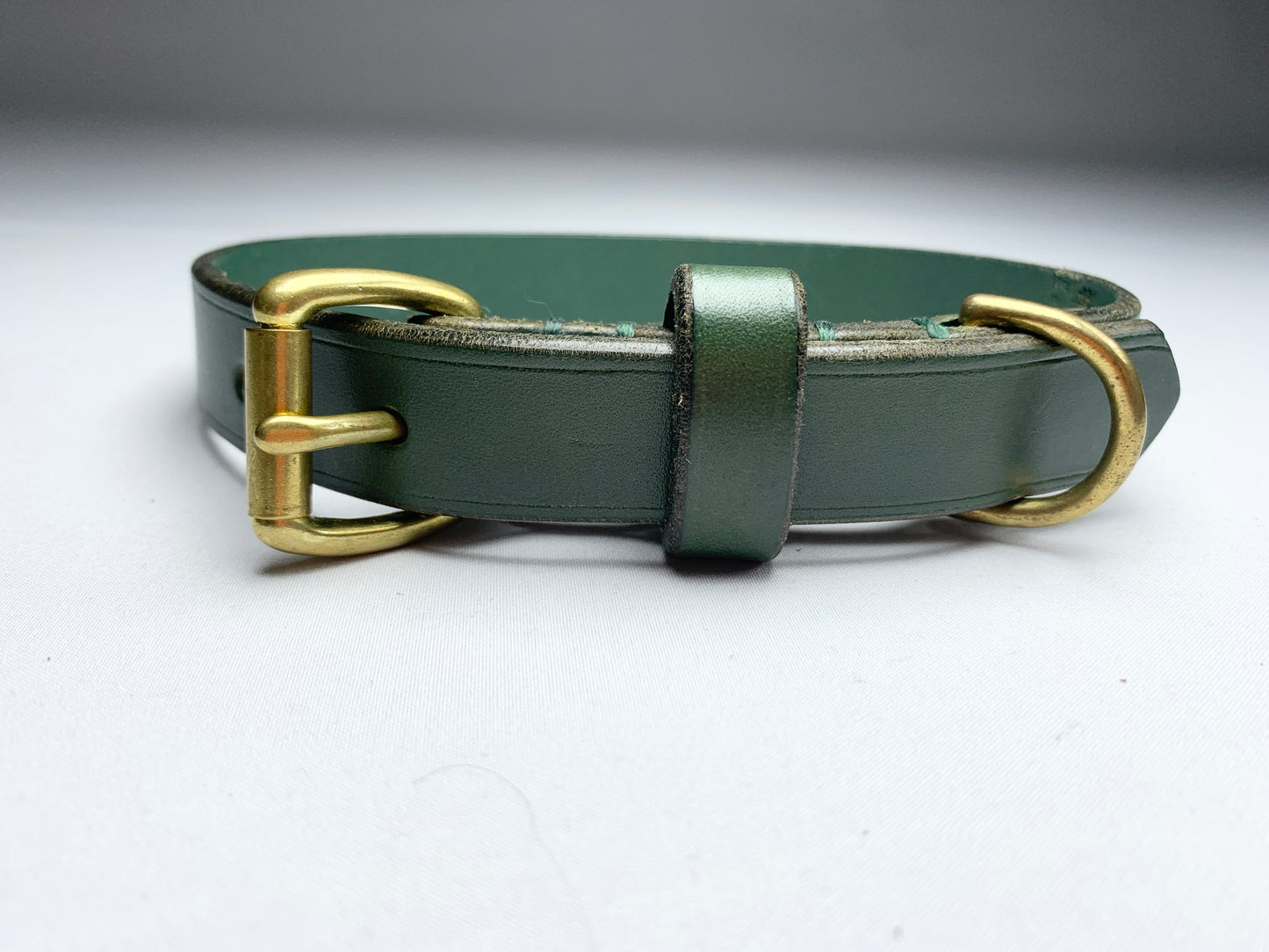 Hopton Leather Collar