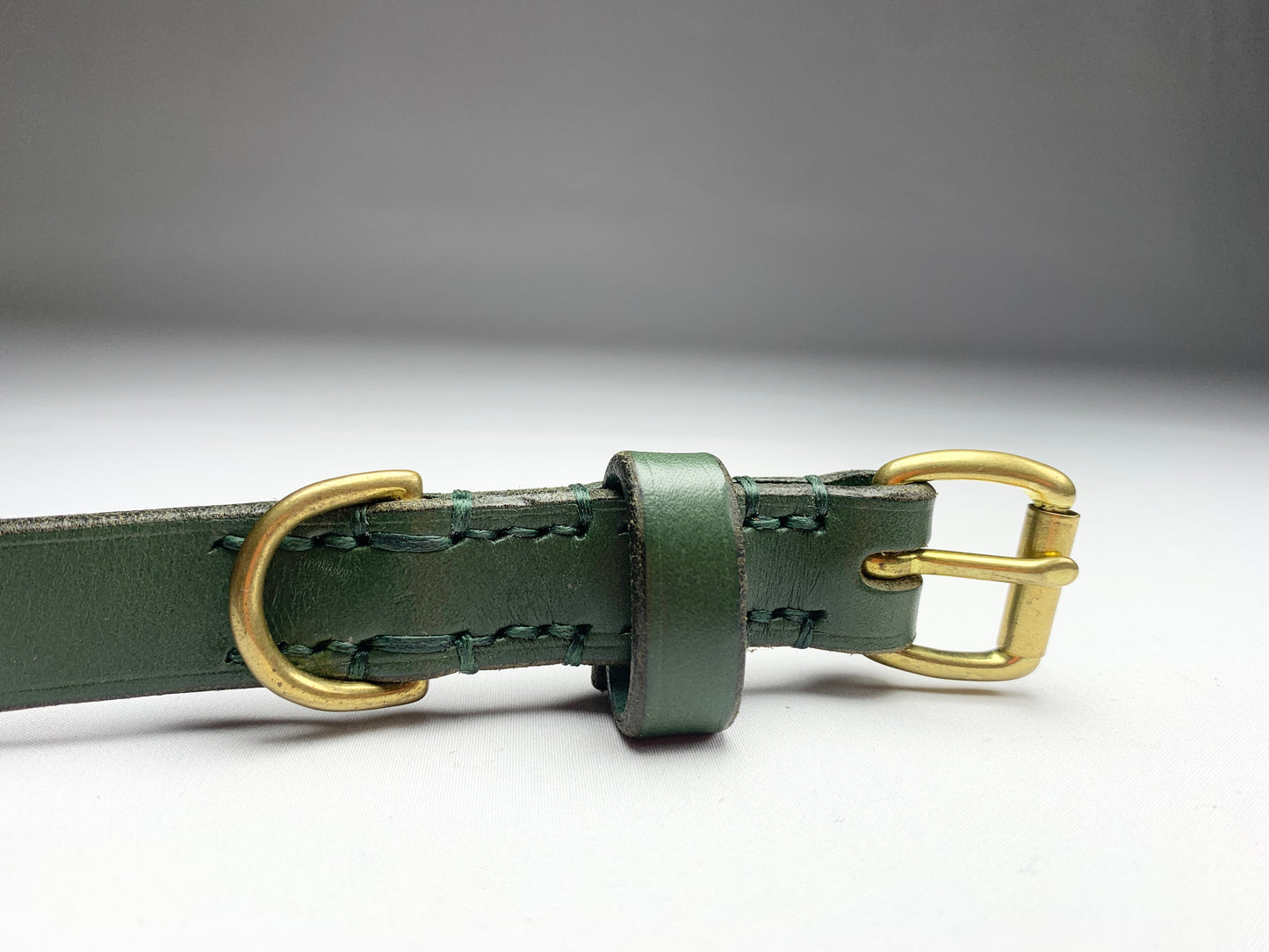 Hopton Leather Collar