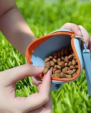 Silicone Dog Treat Bag