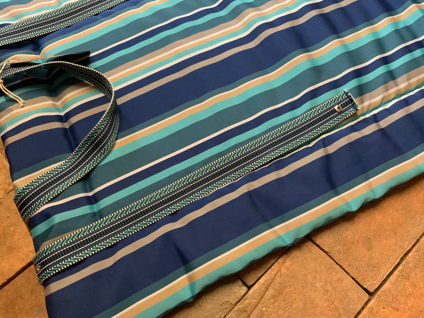 Handmade Settle/Travel Mat Blue Stripe Waterproof